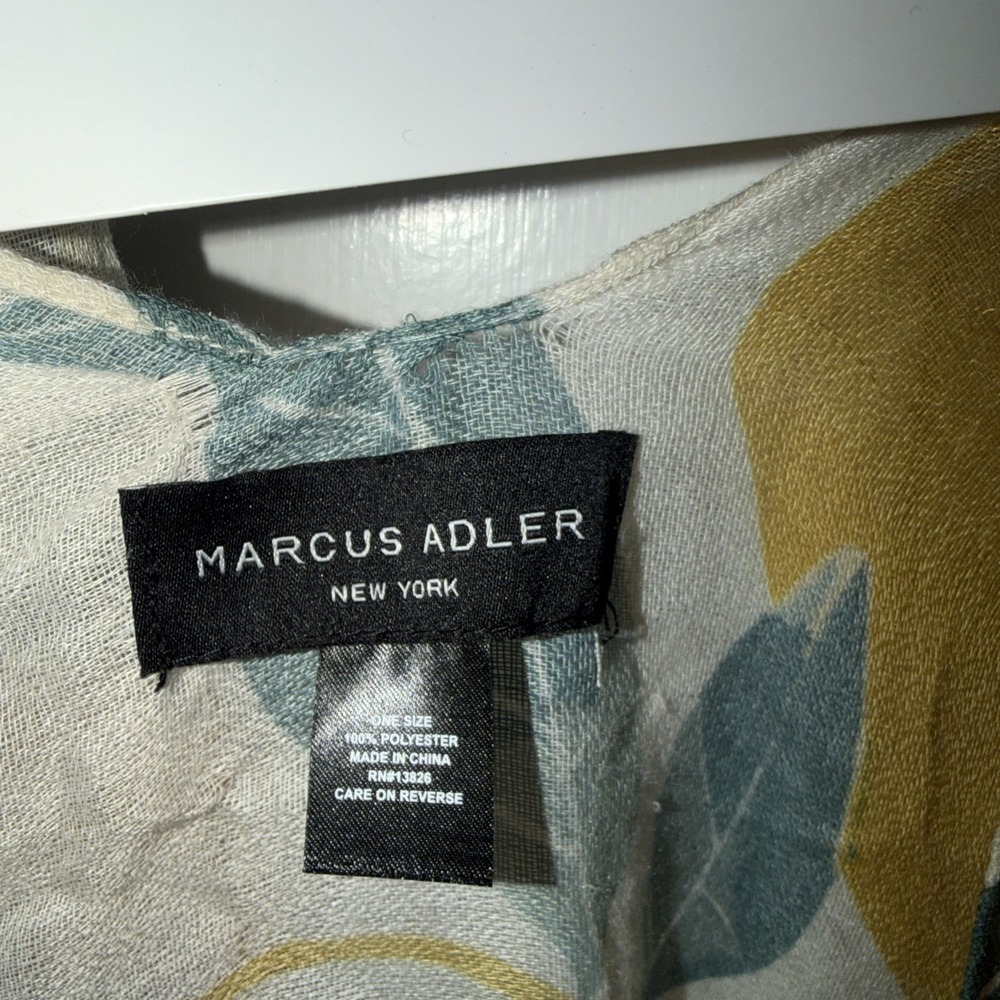Marcus Adler Ruana & Matching Hat Set Lemons & Leaves One Size Women's Beach Set - Picture 4 of 8